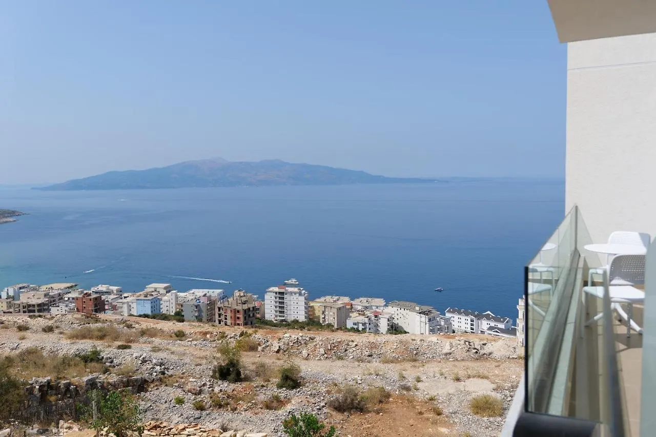 Hilltop Heaven Hotel Sarandë 4*,