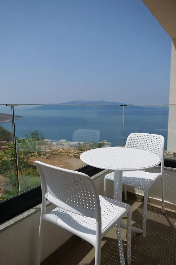 Hilltop Heaven Hotel Sarandë